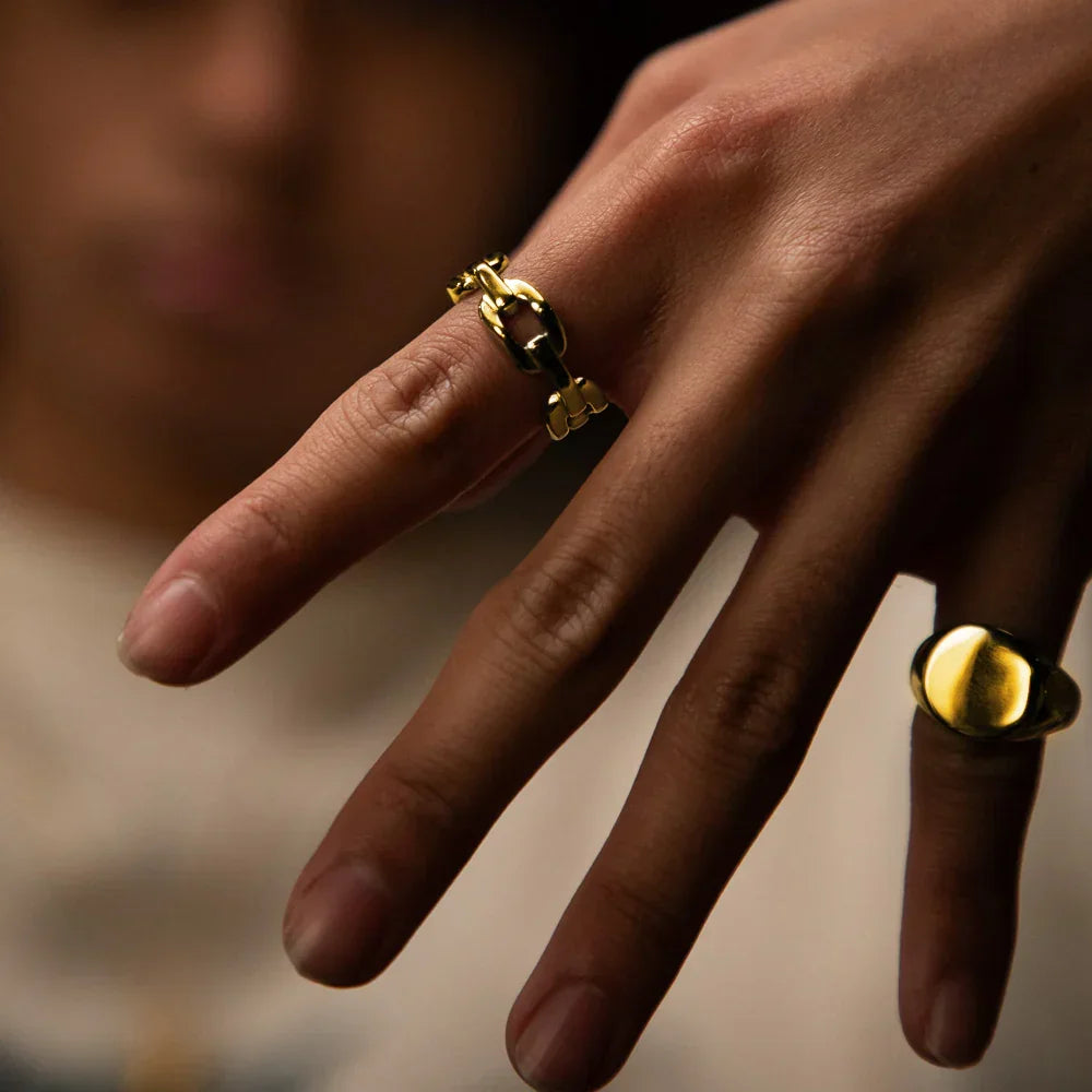 LINKED RING | GOLD - Bozhirings